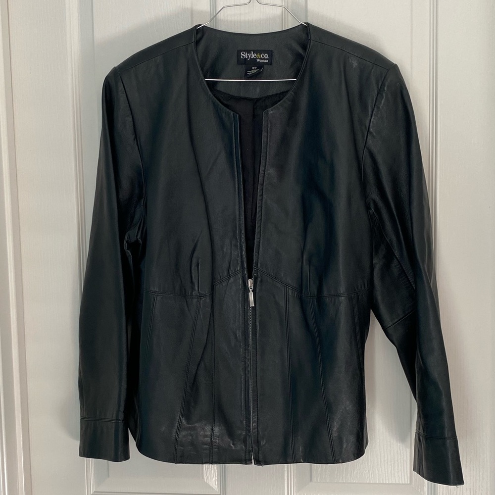 Women’s leather jacket